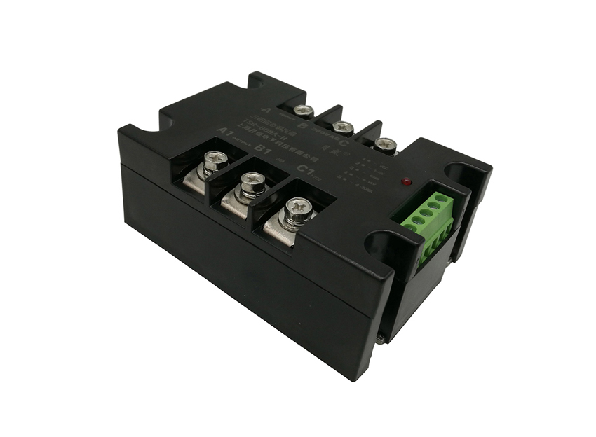 固態(tài)調(diào)壓器 固態(tài)調(diào)壓器